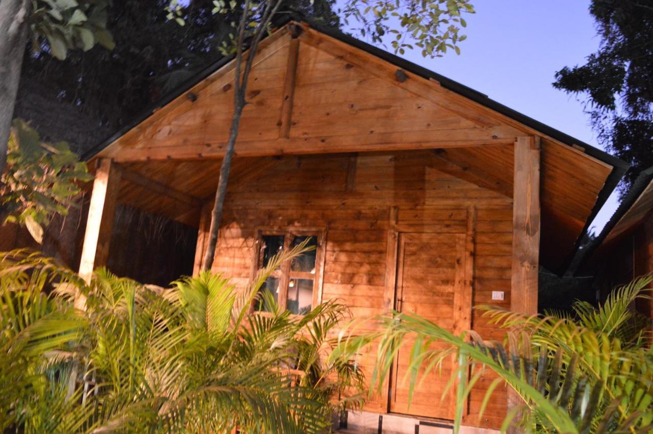 Kings Villa Resort Bãi biển Bãi biển Palolem Ngoại thất bức ảnh