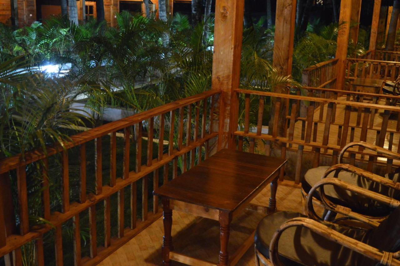 Kings Villa Resort Bãi biển Bãi biển Palolem Ngoại thất bức ảnh