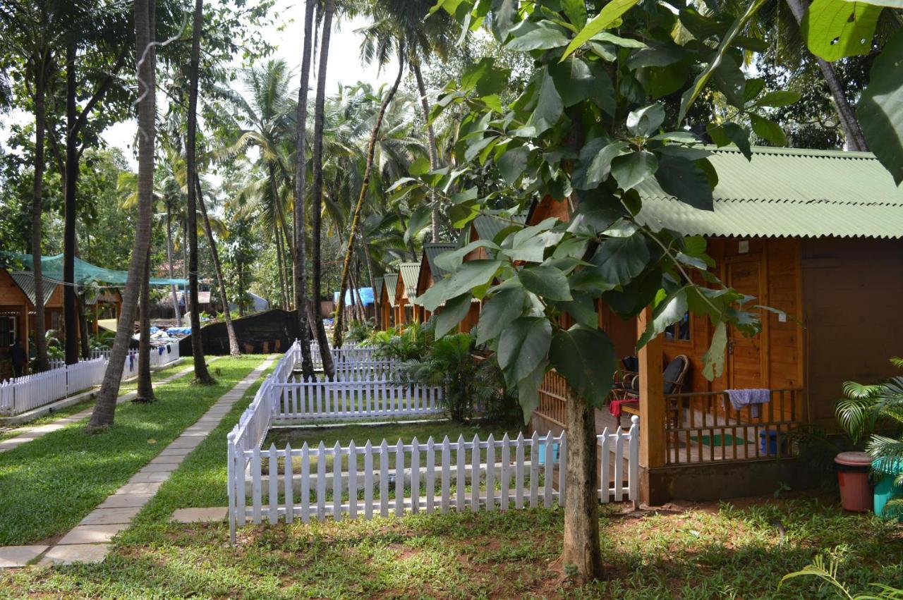 Kings Villa Resort Bãi biển Bãi biển Palolem Ngoại thất bức ảnh