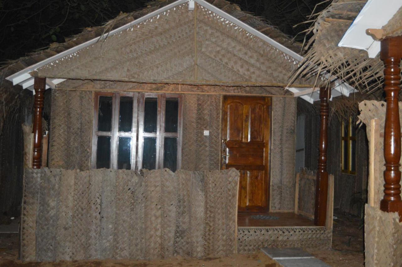Kings Villa Resort Bãi biển Bãi biển Palolem Ngoại thất bức ảnh